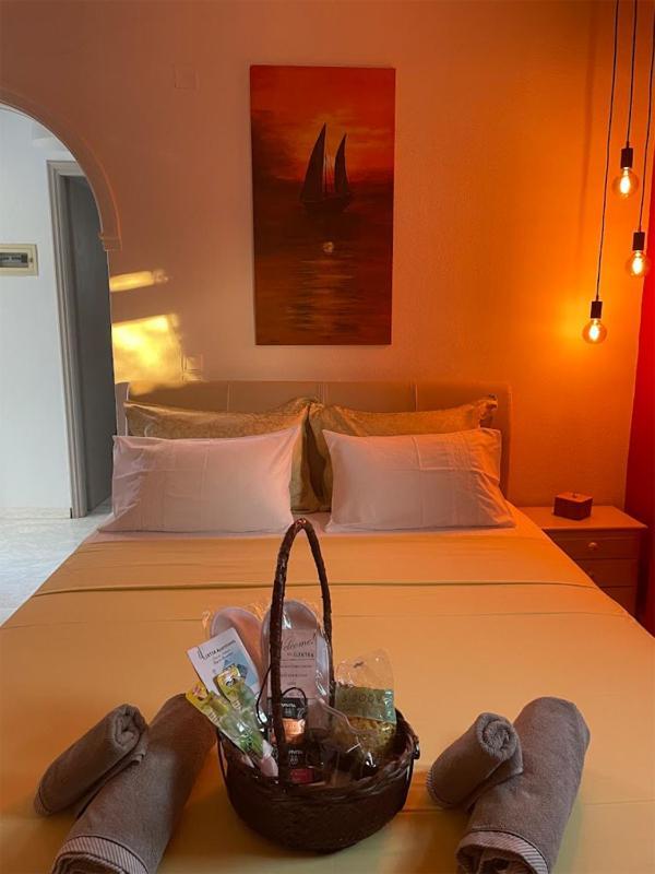 Ilektra Apartments Blue & Red ปลาตาเรีย ภายนอก รูปภาพ