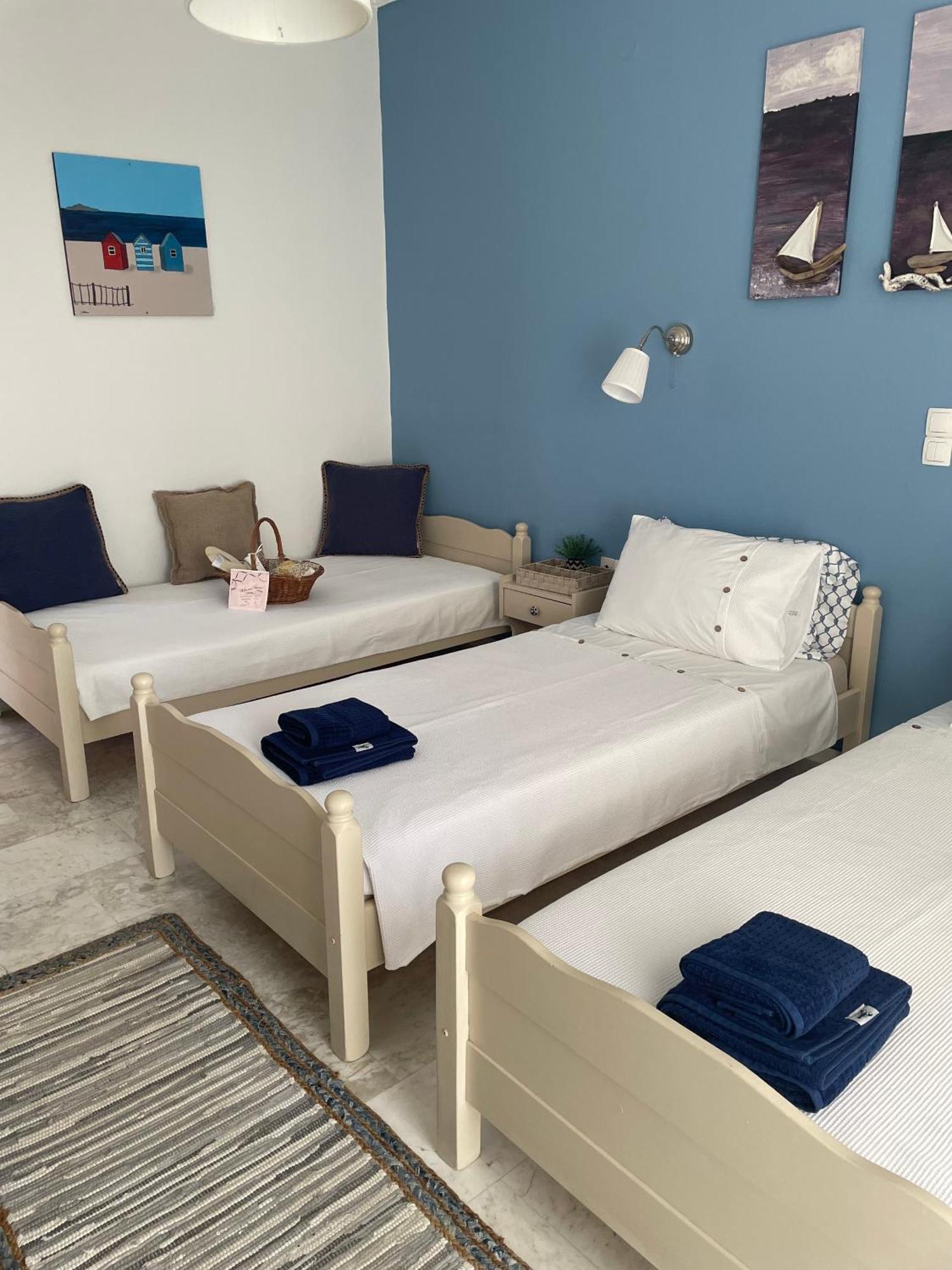 Ilektra Apartments Blue & Red ปลาตาเรีย ภายนอก รูปภาพ