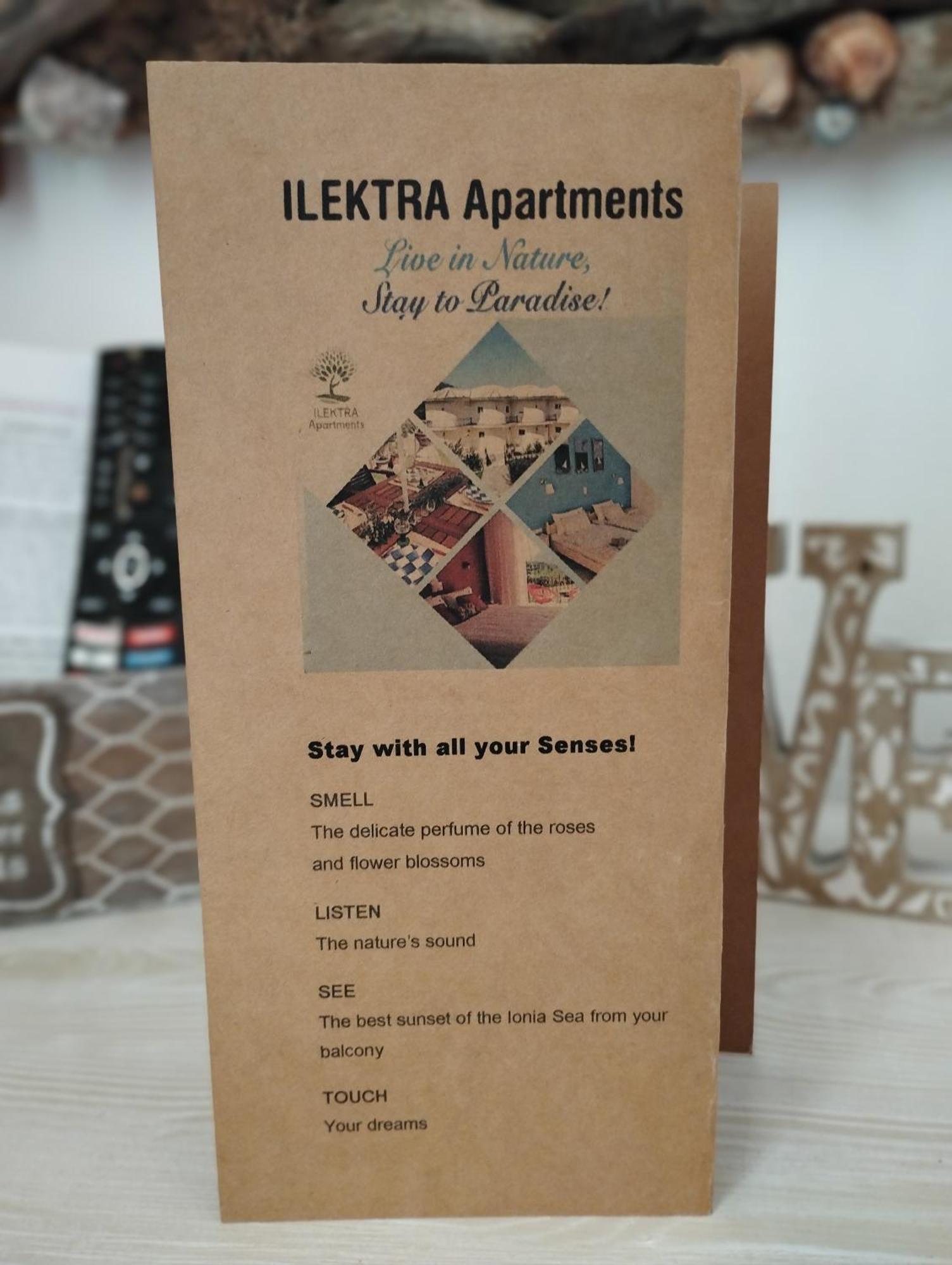 Ilektra Apartments Blue & Red ปลาตาเรีย ภายนอก รูปภาพ