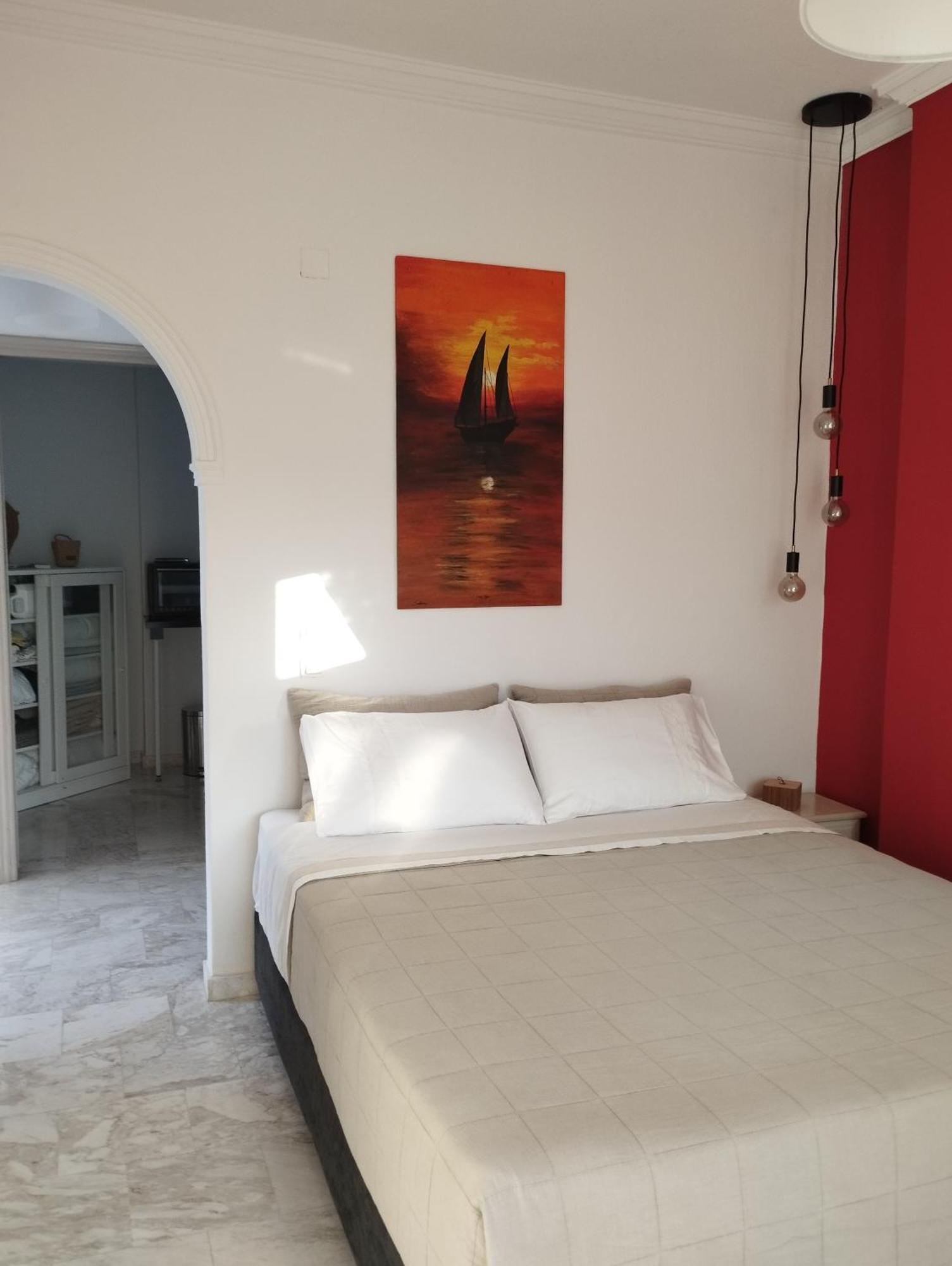 Ilektra Apartments Blue & Red ปลาตาเรีย ภายนอก รูปภาพ